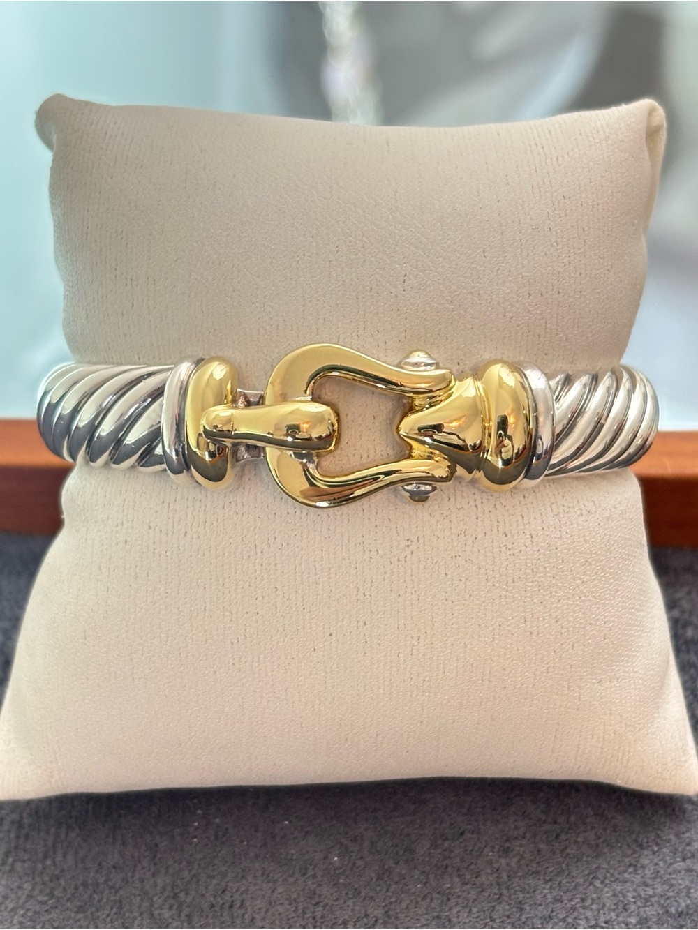 David Yurman 925 & 18k Gold 10mm Buckle Cable Bracelet-Medium